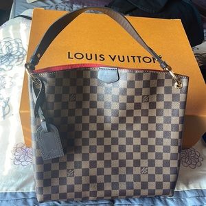 LOUIS VUITTON GRACEFUL PM